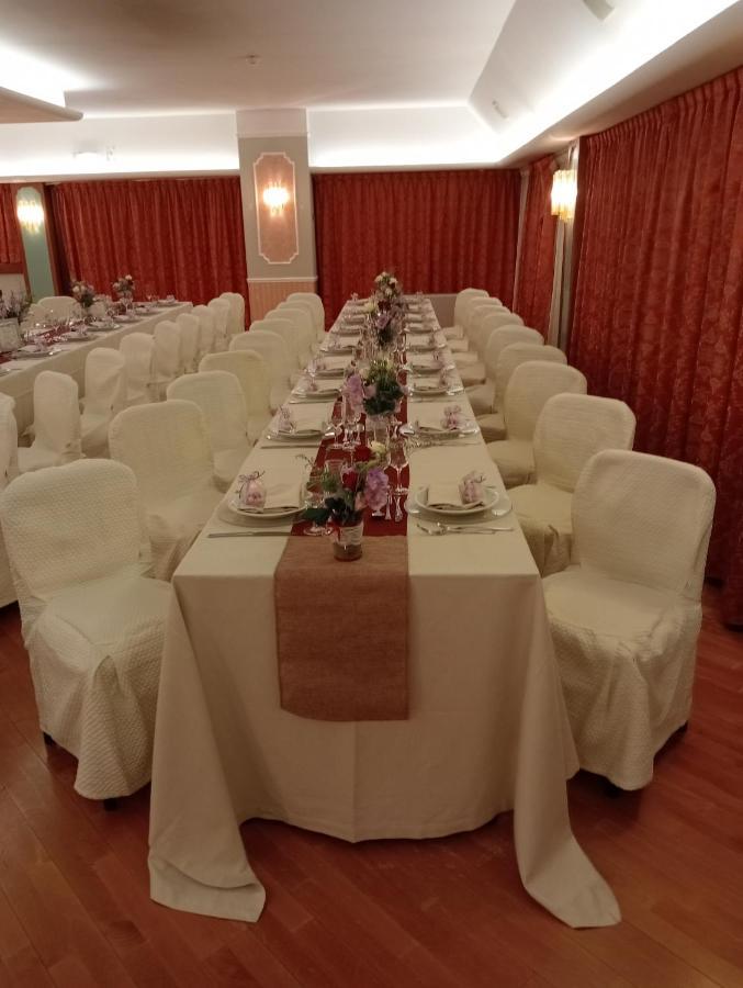 Piediripa Hotel Grassetti מראה חיצוני תמונה