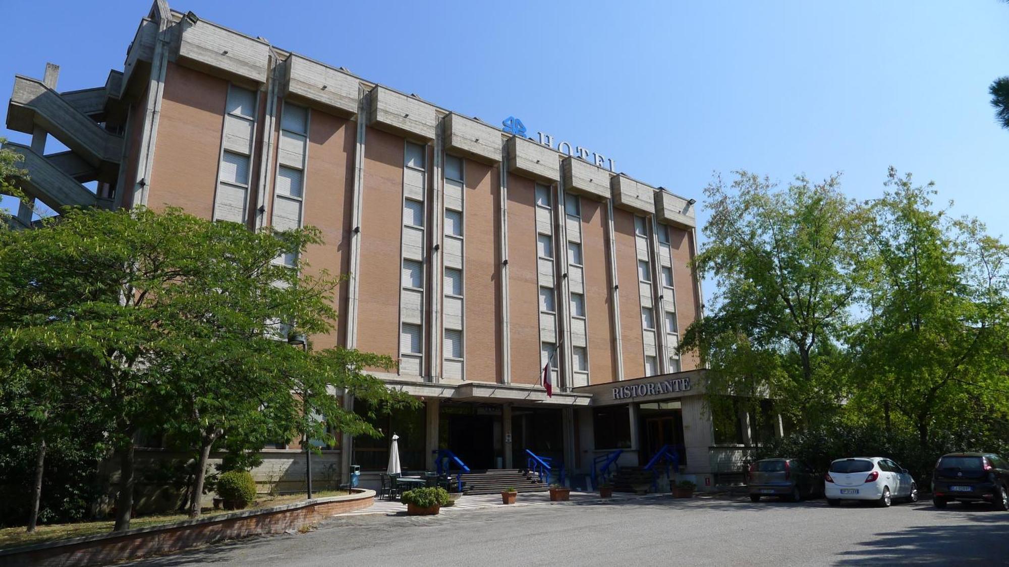 Piediripa Hotel Grassetti מראה חיצוני תמונה